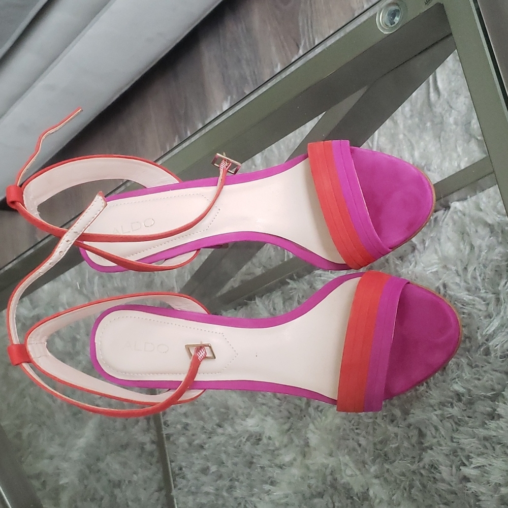 Aldo strappy summer shoes